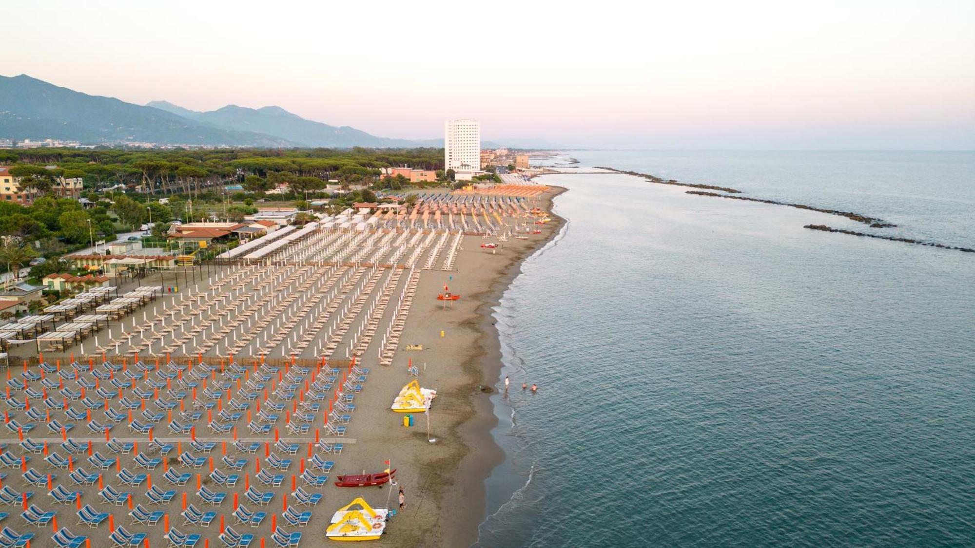 Camping Apuano Marina di Massa Exterior photo