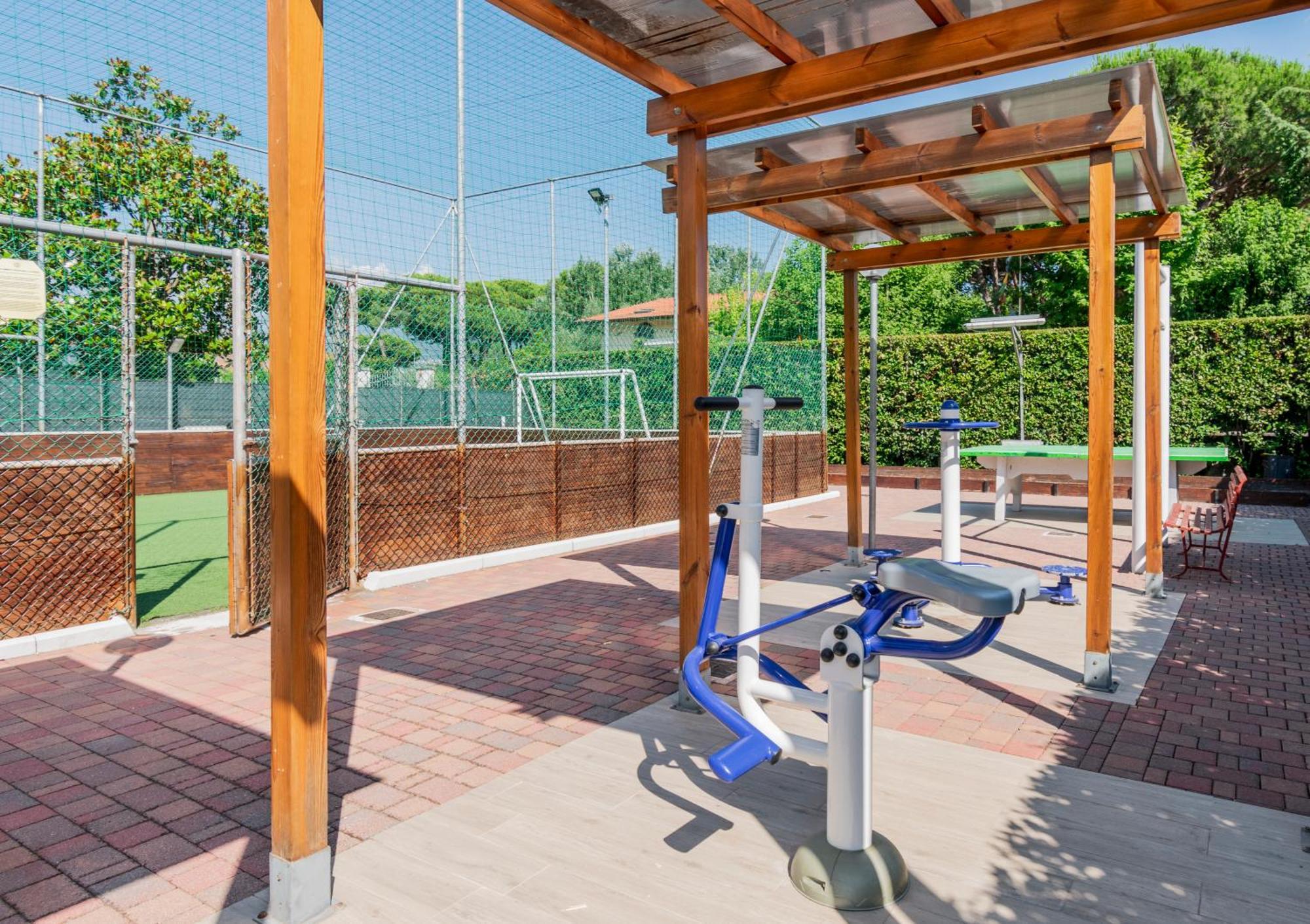 Camping Apuano Marina di Massa Exterior photo