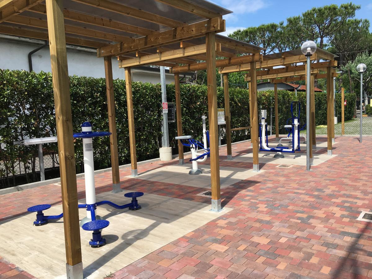 Camping Apuano Marina di Massa Exterior photo